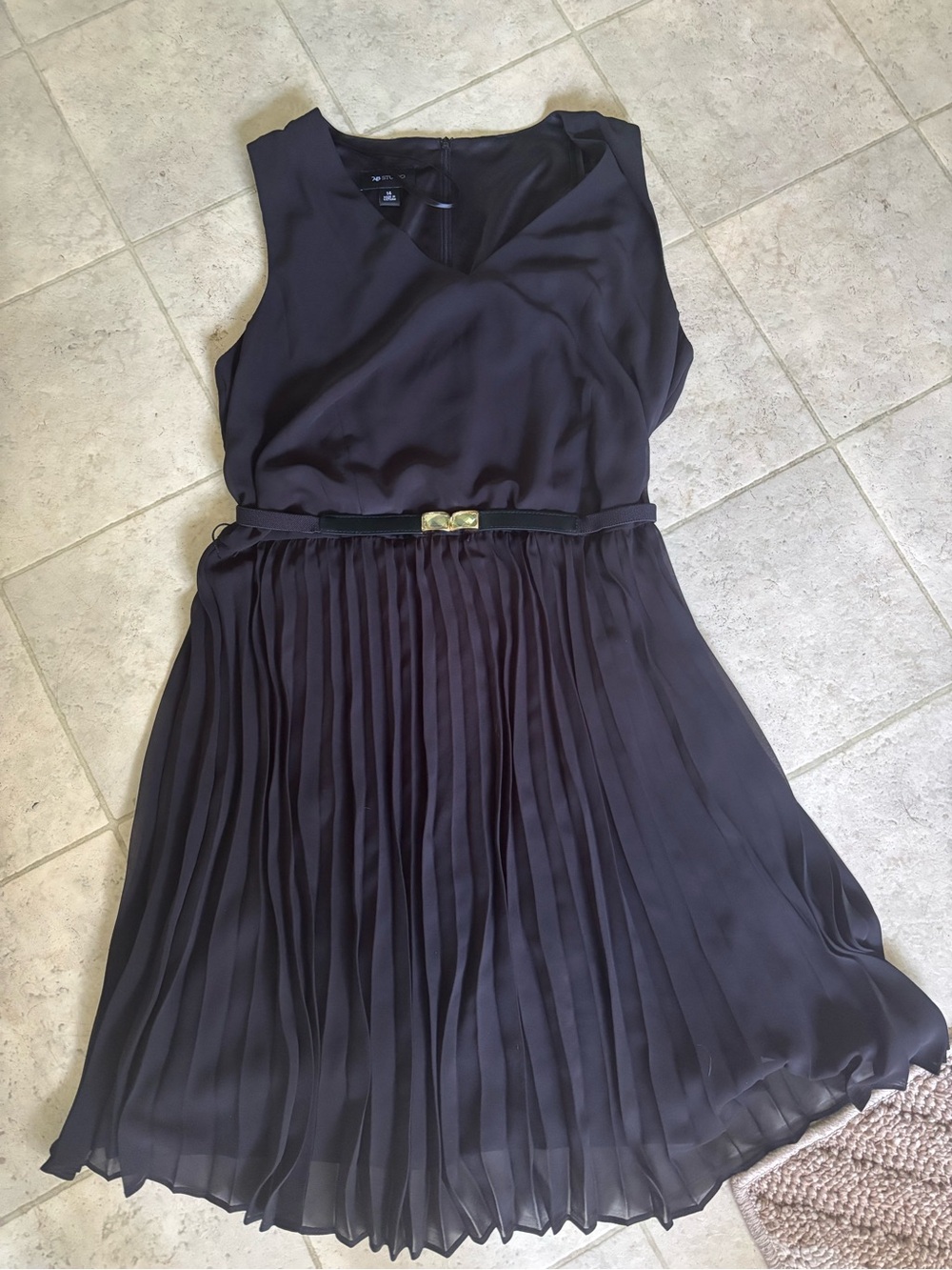 AB Studio Black Sleeveless Dress with Side Zipper